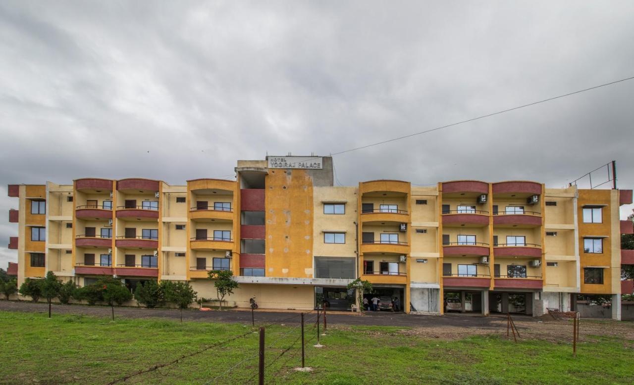 Hotel Yogiraj Palace Shegaon Exterior foto